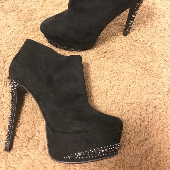 FRH Shoes - Black Platform High Heel Booties